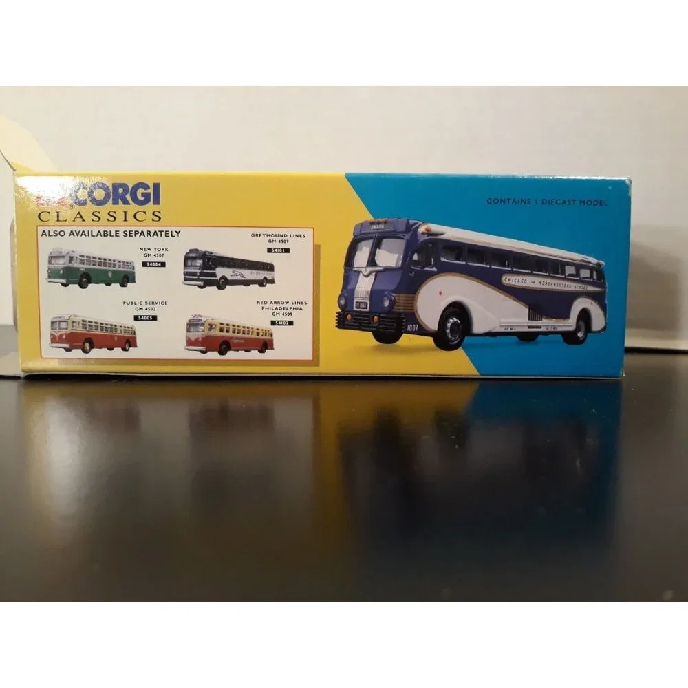 Corgi‎ Union Pacific Limited Edition Yellow Coach 743 Die-Cast